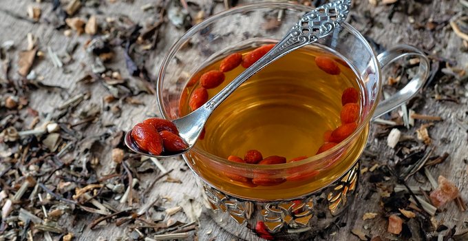 schrijven Uitsteken liefde Recept voor Goji bessen thee - Puur&Fit Academie